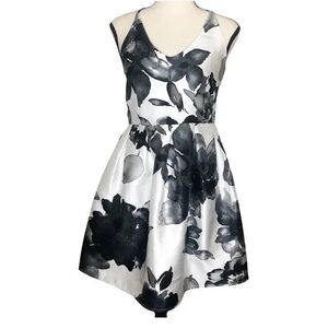 Crystal Doll Juniors black and white Floral Dress